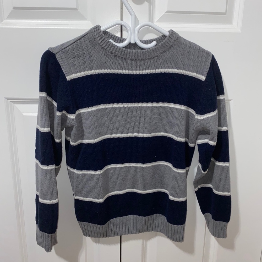 No brand sweater.